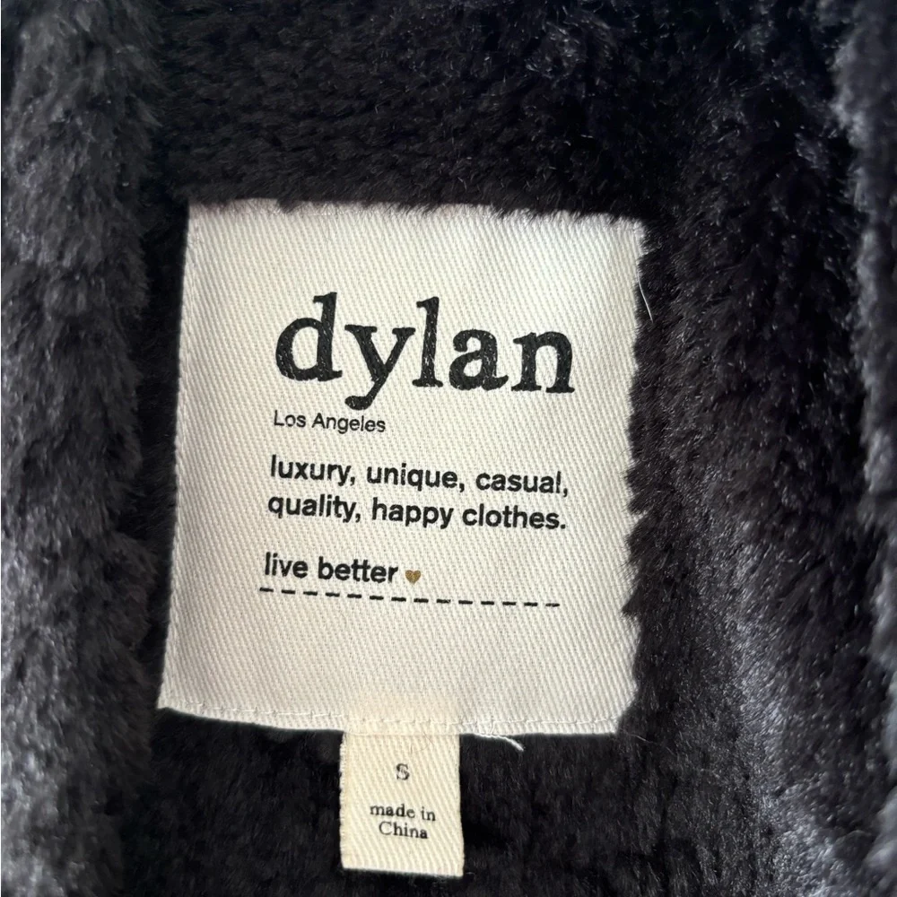 Dylan Black Cozy Vest Size Small - Picture 4 of 4